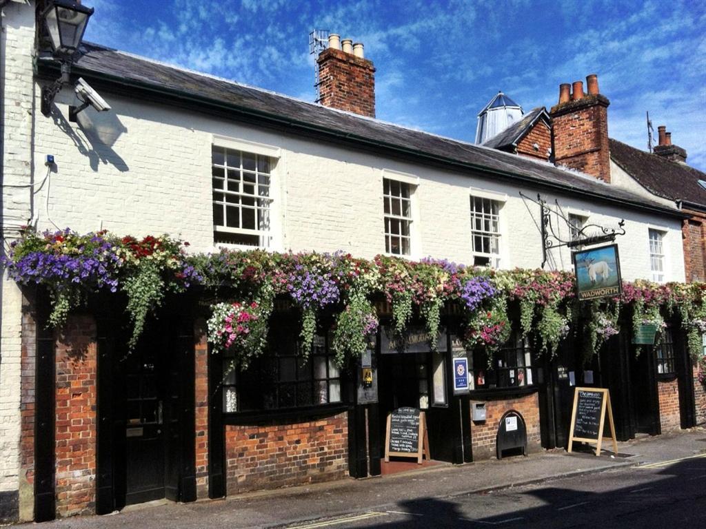 The Lamb Inn Marlborough Eksteriør billede
